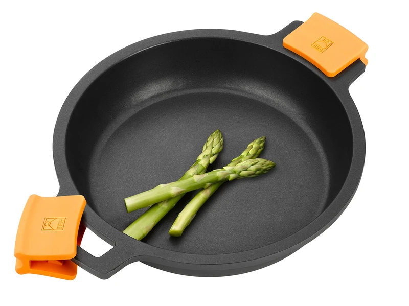 BRA - Efficient Low Non-Stick Saucepan 32 cm Without lid Leg for All hob Types and Induction