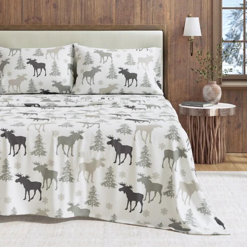 Great Bay Home Flannel Sheet Set Full Size - 100% Turkish Cotton, Double-Brushed, Printed Bed Sheets - Ultra-Soft, Cozy, 4-Piece Bedding Set (Moose)