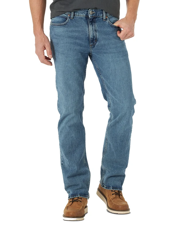 Lee Men's Legendary Regular Fit Bootcut Jean, Worth It, 42W x 30L