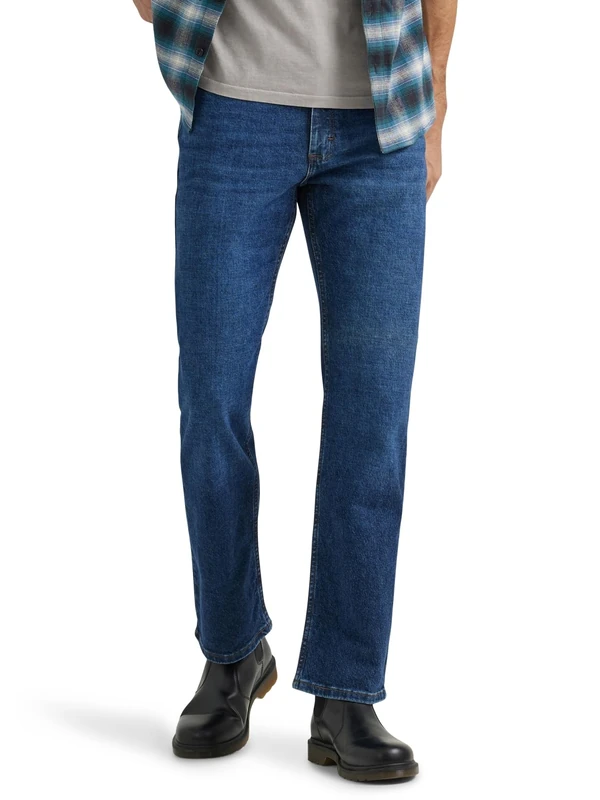 Lee Men's Legendary Regular Fit Bootcut Jean, Infinite, 33W x 30L