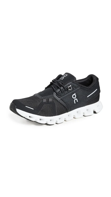 On 59.98904 Cloud 5 Women Black/White UK 7.5