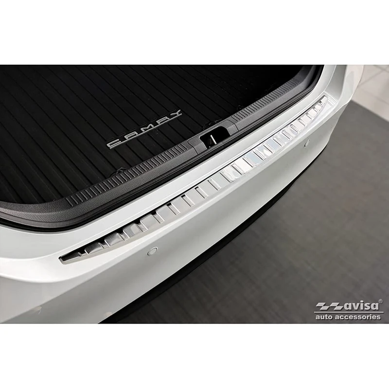 Avisa Stainless Steel Rear bumper protector compatible with Toyota Camry (V7) 2017-2021 & FL 2021-2024 / Toyota Camry (XV80) 2024- 'Ribs'
