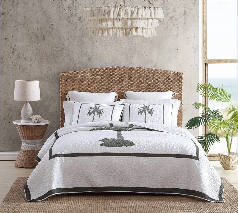 Tommy Bahama - Queen Quilt, Reversible Cotton Bedding, Lightweight Home Decor for All Seasons (Molokai Grey, Queen)