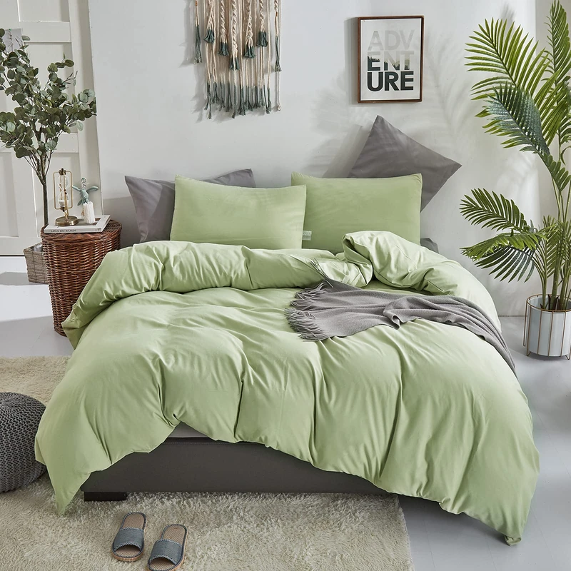 KAREVER Sage Green Comforter Queen Light Green Bedding Set Soft Lightweight 3 Pieces Green Comforter Set 1 Queen Comforter (90x90 inches) with 2 Pillowcases (20x26 inches)