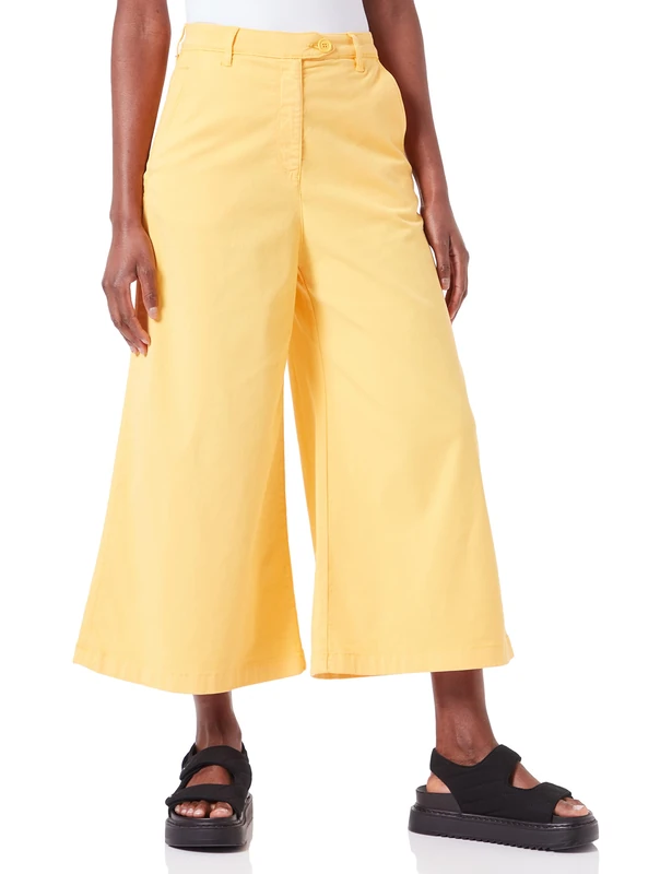 Love Moschino Women's LM Gadget Shorts, Yellow, 40