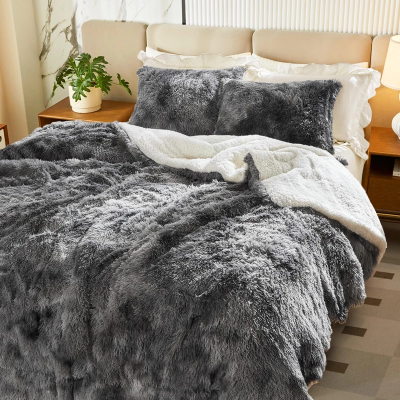 Luxury Faux Fur Shaggy Fluffy Comforter Set Full/Queen Size Mixed Black and White Long Hair, 3 Pieces Plush Flannel Sherpa Backing Reversible Soft Microfiber Bedding Set Super Warm for Winter