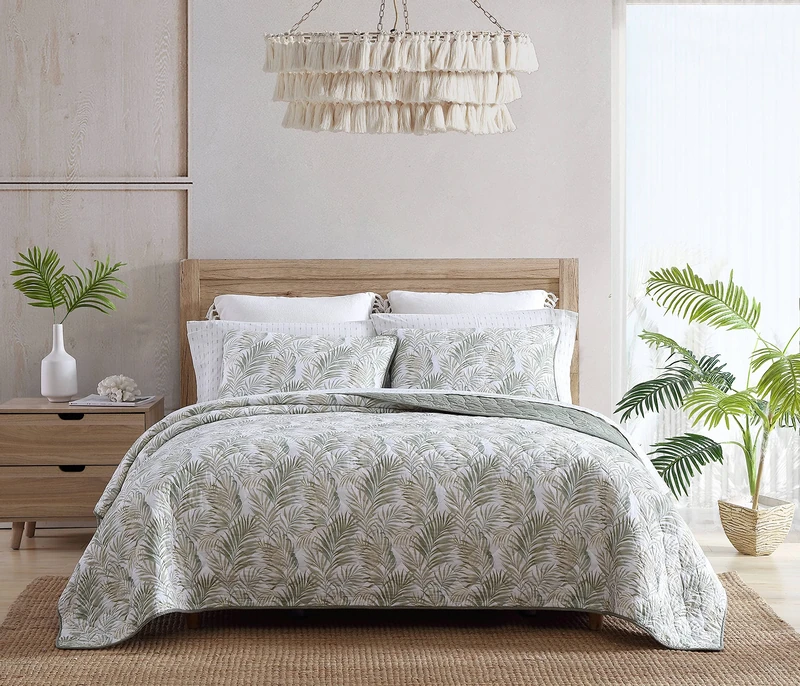 Tommy Bahama | Maui Palm Collection | Quilt Set - 100% Cotton, Reversible, Lightweight Bedding with Matching Sham, Ideal for All Seasons, Twin, Green