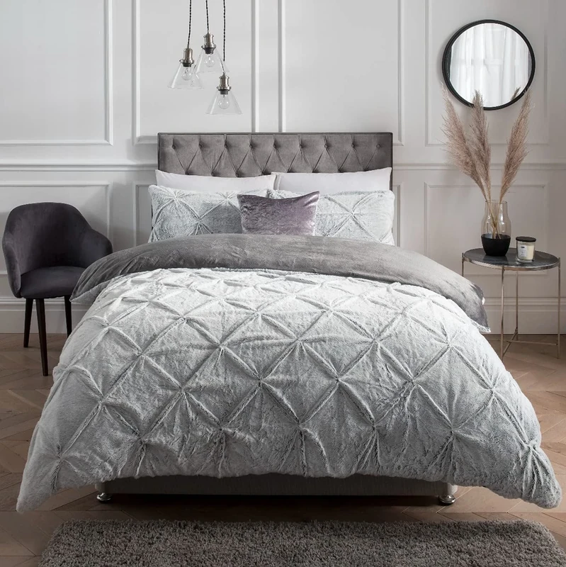 Sleepdown Ruched Diamond Faux Fur Fleece Thermal Warm Cosy Super Soft Duvet Cover Quilt Bedding Set with Pillow Cases - Grey, Super King (220 cm x 260 cm)