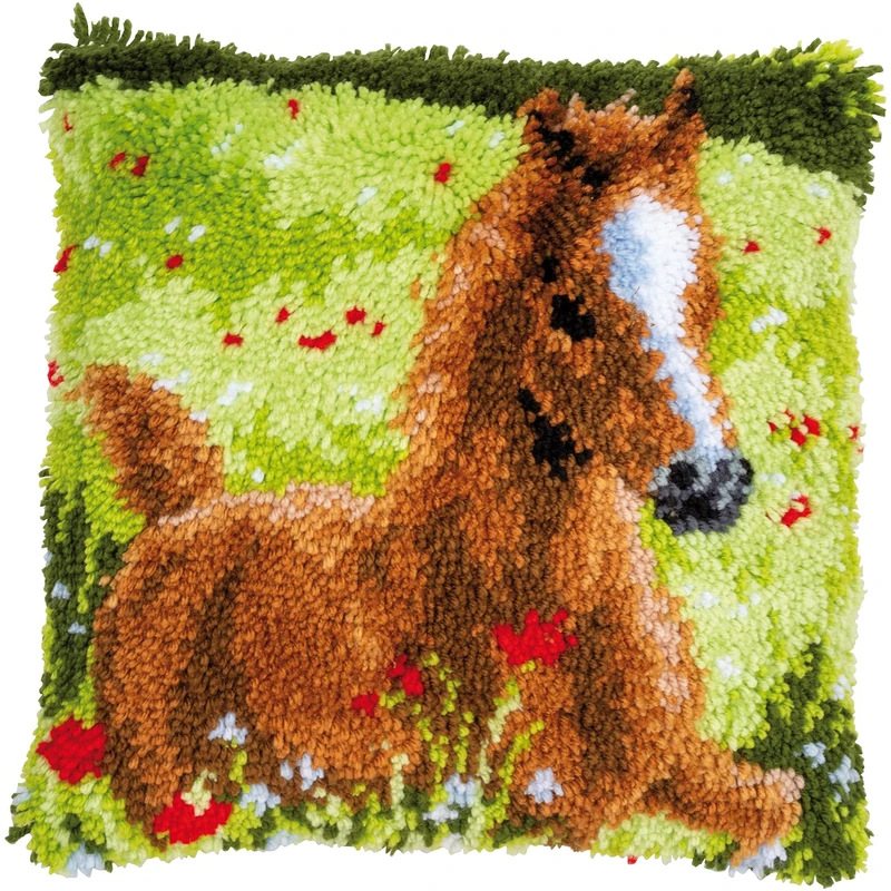 Vervaco Latch Hook Cushion Set Outlined, Cotton Acrylic, Frisky Foal, 40x40cm