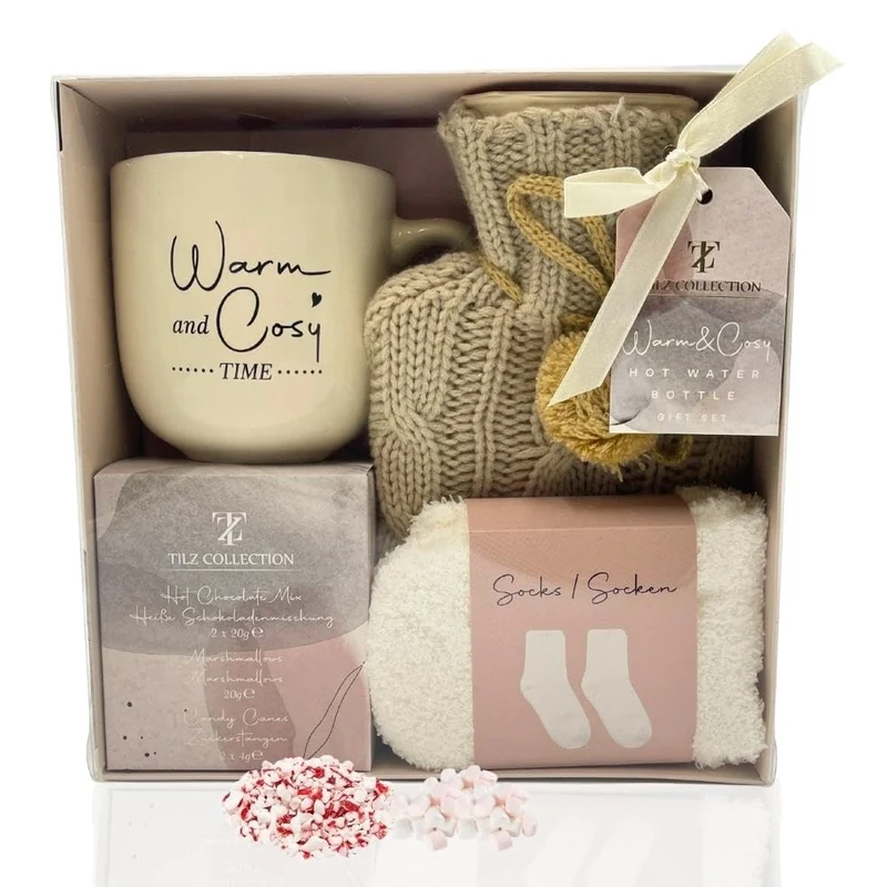 Hot Chocolate Gift Set with Mug, Socks, Marshmallows & Mini Hot Water Bottle – Luxury Cosy Christmas Hamper for Women, Friends, Teens – Winter Hot Cocoa Self Care Pamper Present & Festive Gift (Beige)