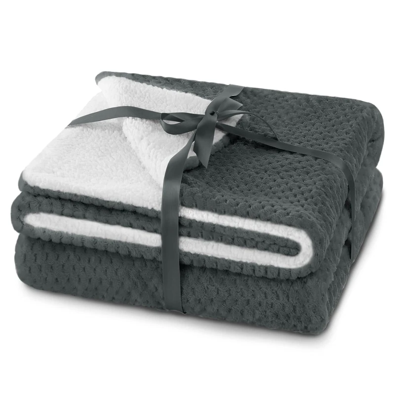 AmeliaHome Cuddly Blanket 170 x 210 cm Delicate Quilted Sherpa Lambskin Look Blanket Shleepy Anthracite