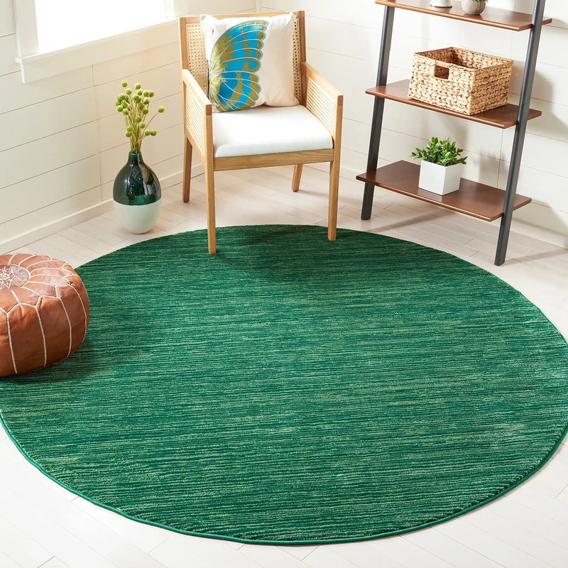 Safavieh Modern Rug for Living Room, Dining Room, Bedroom - Vision Collection, Short Pile, in Green, 200 X 200 cm