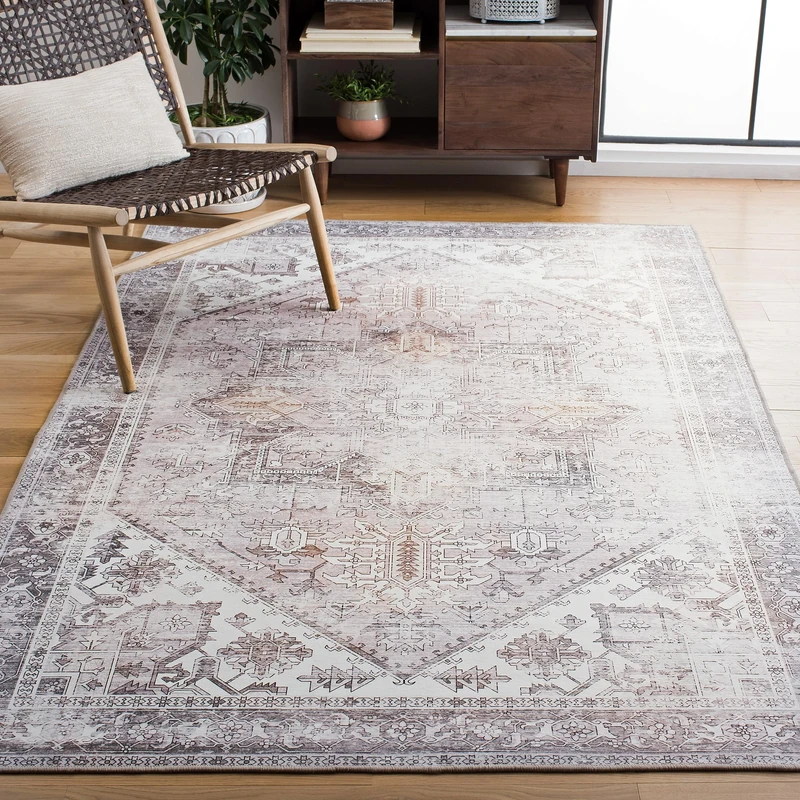 Safavieh Traditional Rug Ideal for High Traffic Areas - Machine Washable and Non Slip - Tucson Collection, Short Pile, in Beige and Grey, 200 X 300 cm