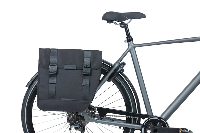 Basil Polyester Waterproof Bike Carrier with Reflective Tour XL