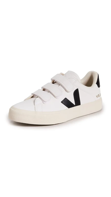 VEJA Recife Logo Sneaker