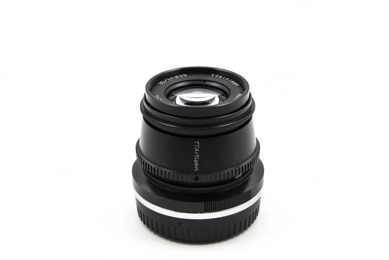 TTArtisan 35mm f1.4 APS-C Metal Bodied Lens Compatible with L Mount - Black