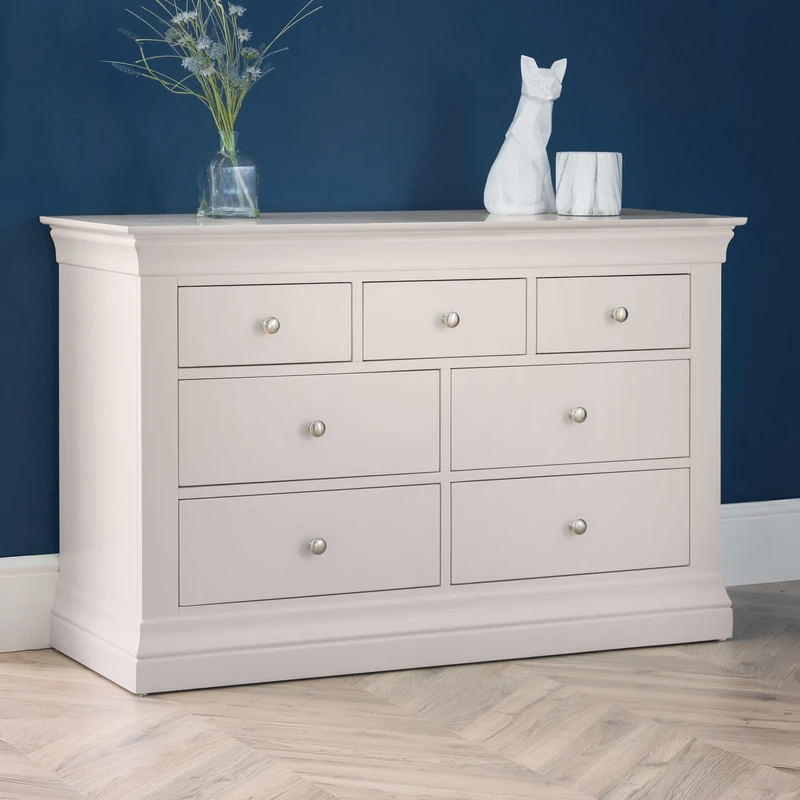 Julian Bowen Clermont 4+3 Drawer Chest - Light Grey Chests