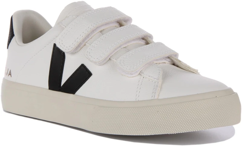 Veja Recife Logo Sneaker - Chrome-free Leather Trainers