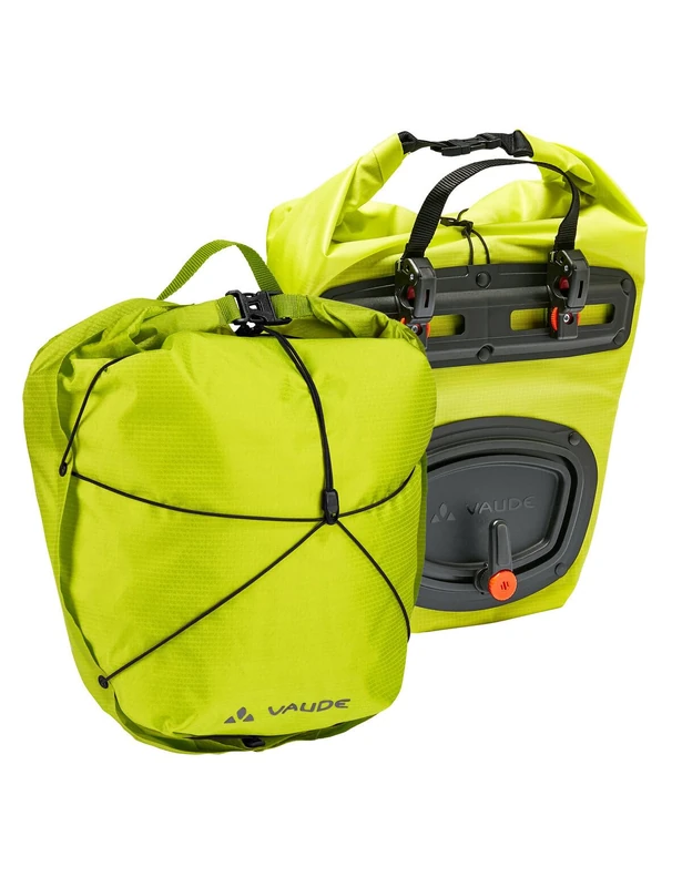 VAUDE Aqua Front Light Backpack bright green One Size