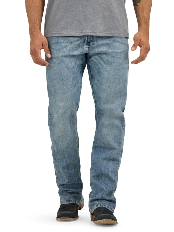 Wrangler Men's Retro Relaxed Fit Boot Cut Jean, Greeley, 36W x 34L