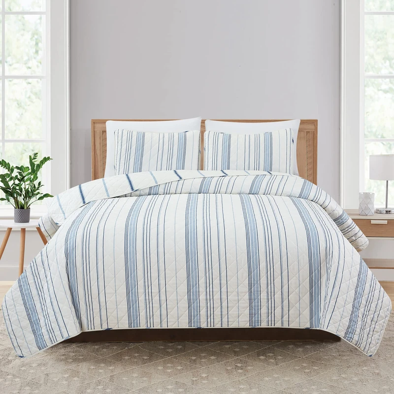 Market & Place 3 Piece Reversible Quilt Set with Shams | All-Season Soft & Lightweight Bedspread with Modern Striped Pattern | Sofia Collection (King, Ivory/Blue)
