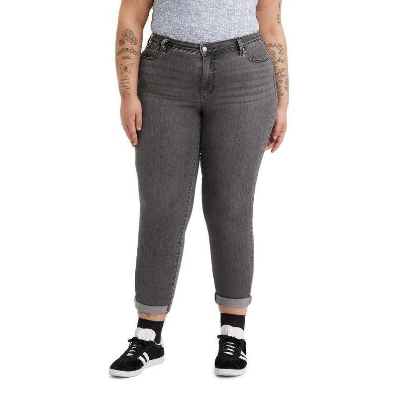 Levi's Women's Mid Rise Boyfriend Jeans, Night is Young, 31W / 27L