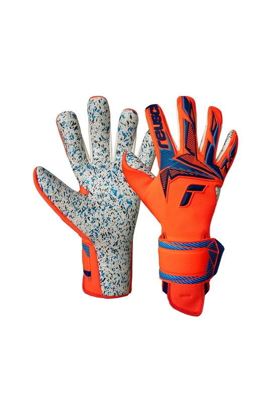 Reusch Professional Goalkeeper Gloves Men Adults Strong Grip 4 mm Professional Adhesive Foam Optimal Fit for Training & Play Artificial Grass & Natural Grass Size 7.5-12 Attractive Freegel Fusion