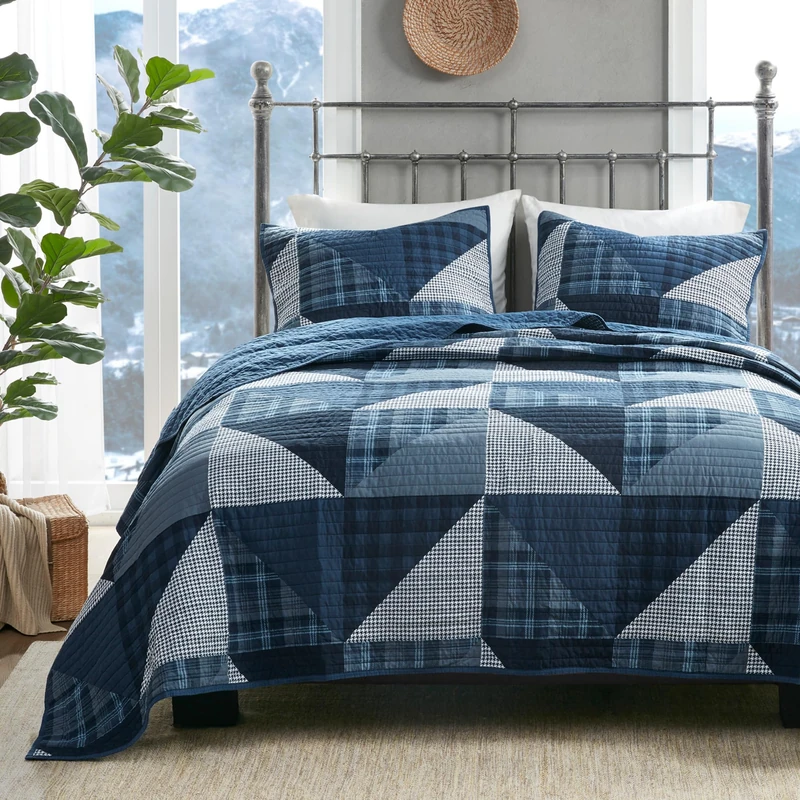 Woolrich Reversible Quilt Set - Cottage Styling Reversed to Solid Color, All Season Lightweight Coverlet, Cozy Bedding Layer, Matching Shams, Oversized King/Cal King, Olsen Geometric Blue