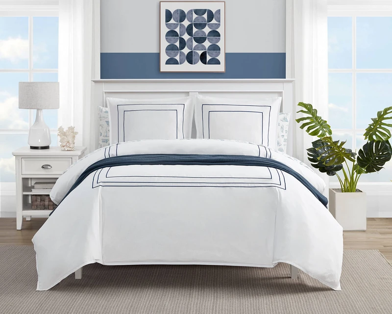 Nautica Soft Bedding with Matching Sham, Embroidered Hotel-Inspired Home Decor, Cotton Blend, Alden Navy, Twin