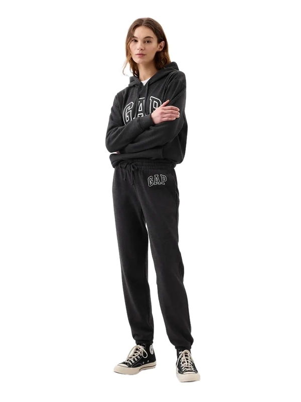 GAP Women's Logo Fleece Joggers Sweatpants, Heather Charcoal, XXL
