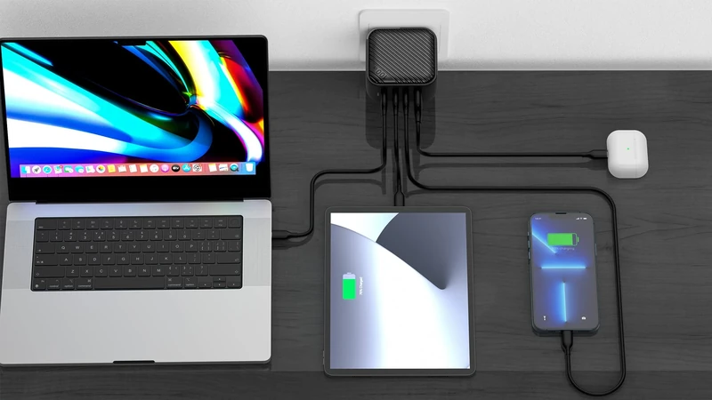 INVZI 100 Watt. GaN USB-C 4 Ports World Smallest Universal Fast Charger