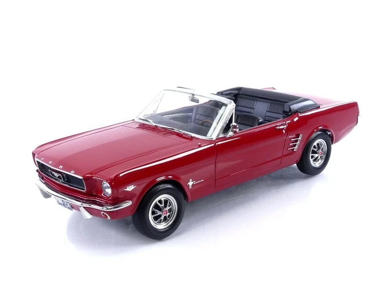Norev 1:18 Ford Mustang Convertible 1966 - Red