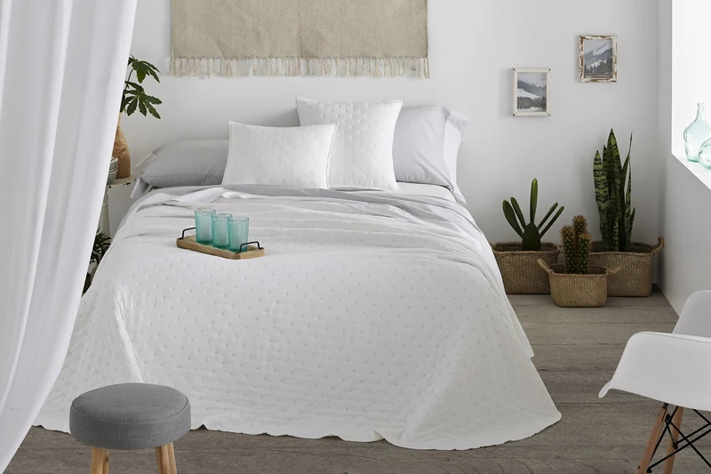 Burrito Blanco | Summer Quilt | Bed 180 cm (+Available Measurements) | Design 149 | White (180 x 190/200 cm.)