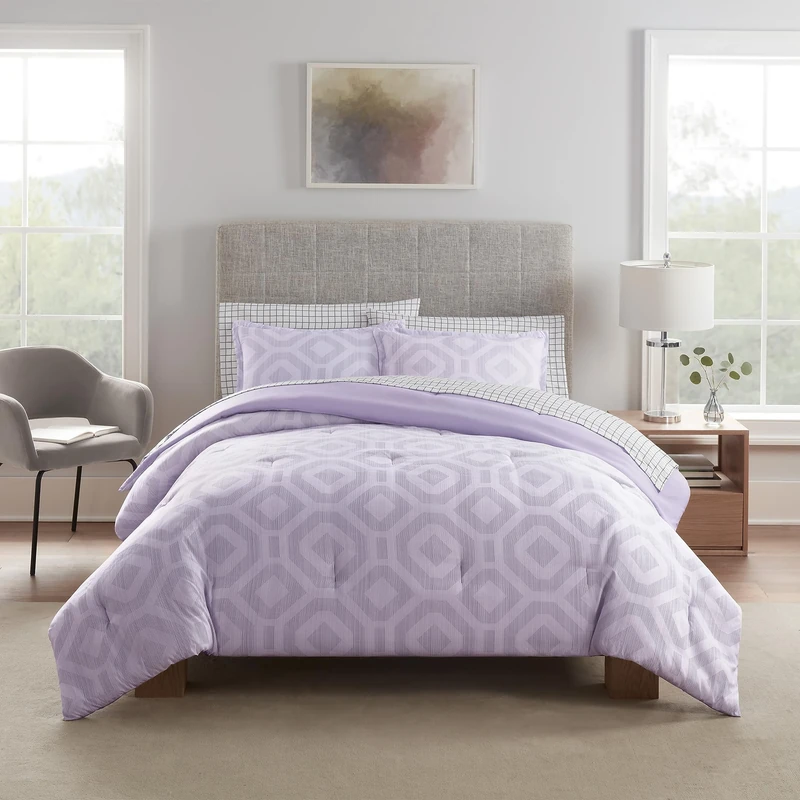 Serta Skyler Soft Geometric Bag Complete Bedding Comforter Set with Sheets and Pillow Case for All Season, Polyester, Lavender, Queen