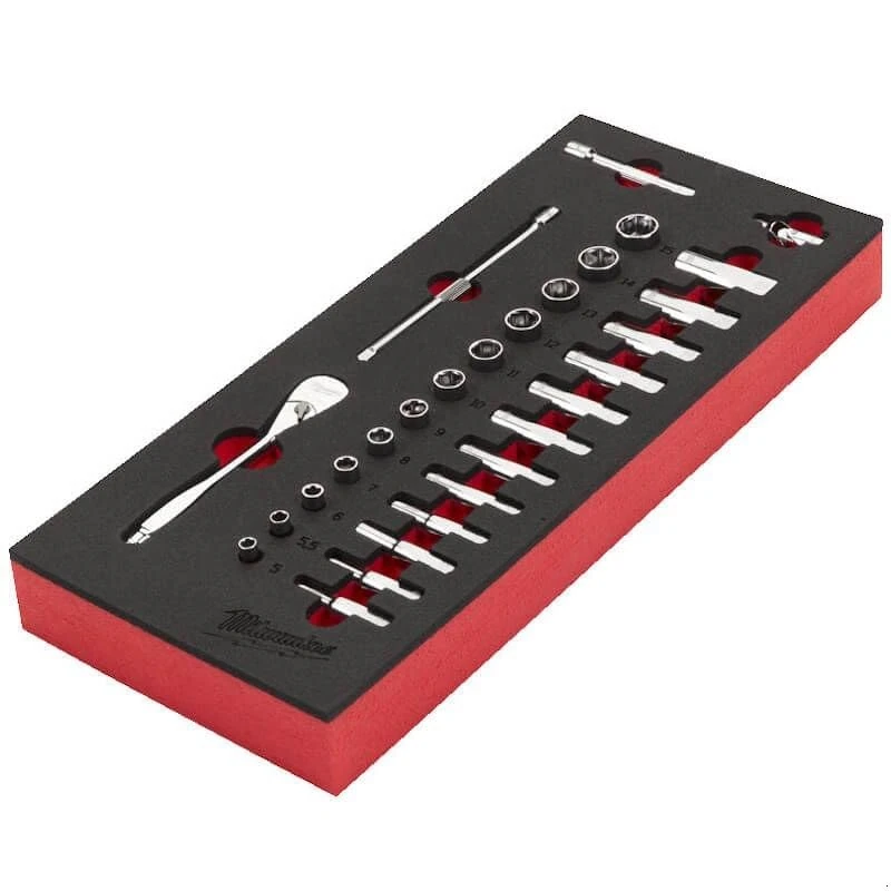 Milwaukee 3/8 Inch 32 Pieces Ratchet and Socket Spanner Set, Metal, 190 mm, 3.16 kg