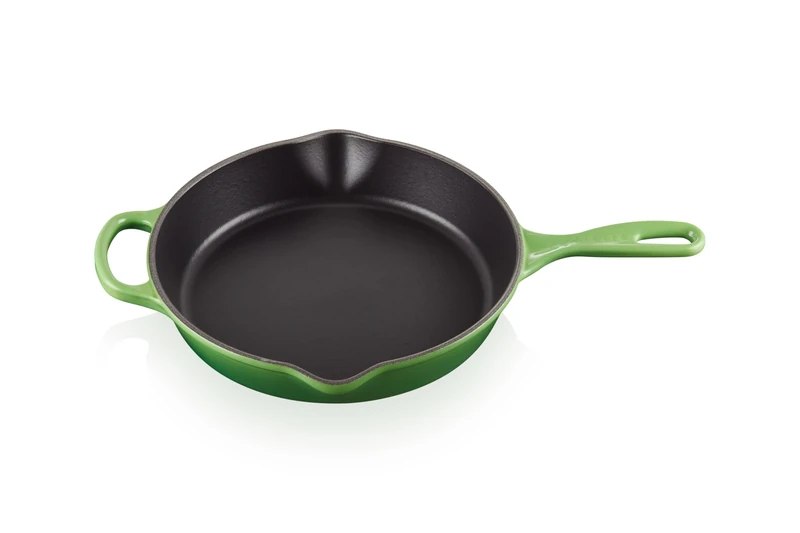 LE CREUSET Signature Deep Skillet 26cm Bamboo Green - Image 1