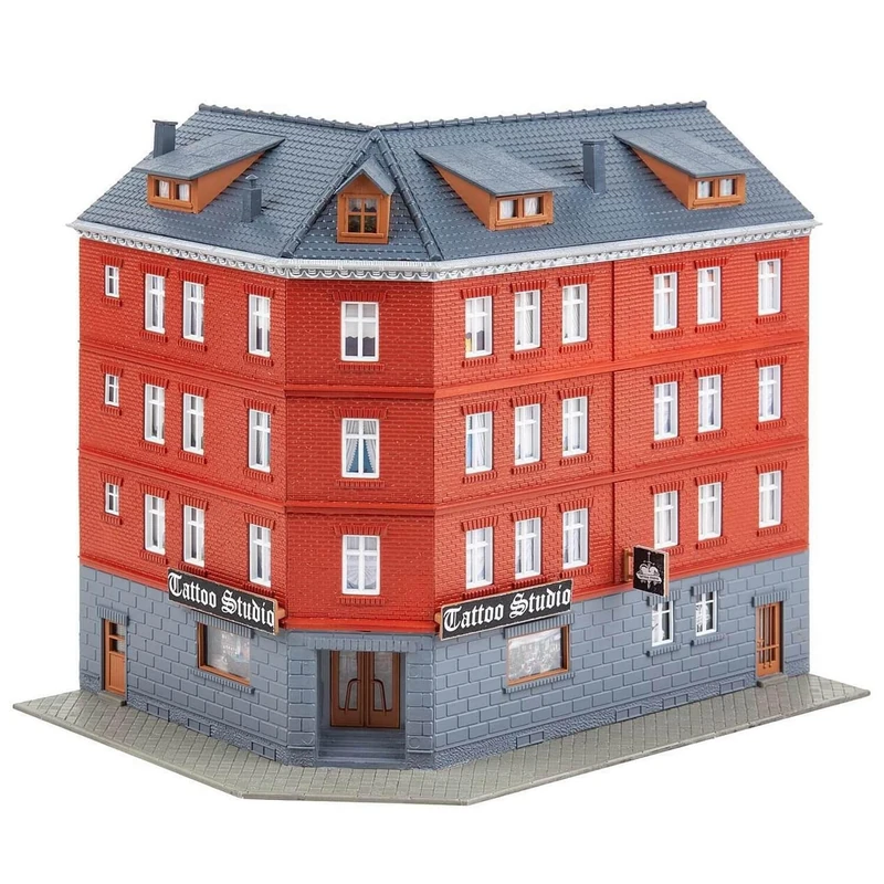 Faller 130138 Town House with Tattoo Studio - Image 1