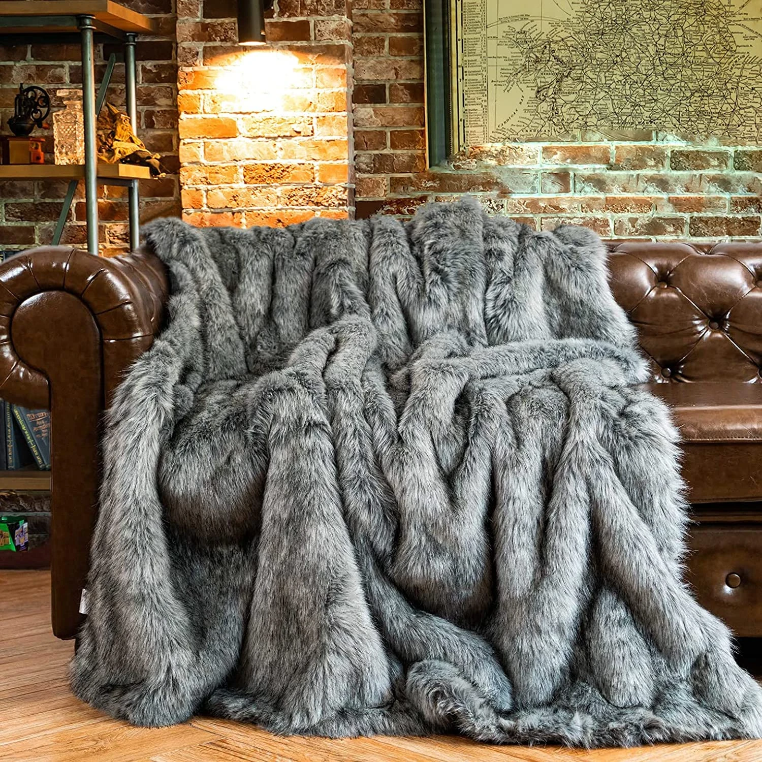 BATTILO HOME Faux Fur Throw Blanket Grey 125x150cm Luxury Fuzzy Warm Cozy Fluffy Fur Blanket for Bed, Sofa, Couch Home Decor