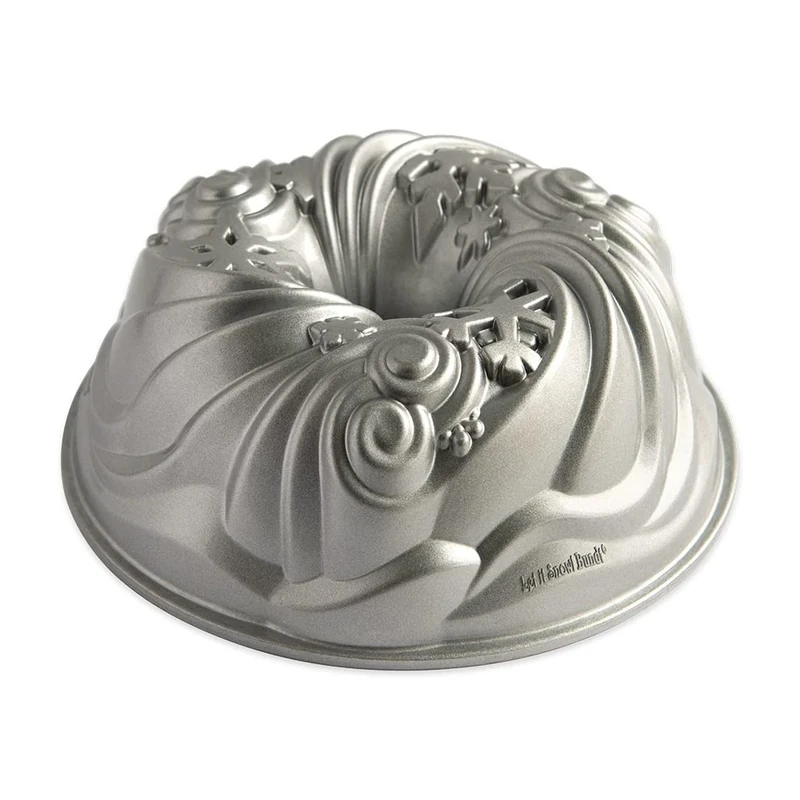 Nordic Ware Let It Snow Bundt Tin, Aluminium Non-Stick Baking Tin , Colour: Silver, (93648), 10 Cup Capacity