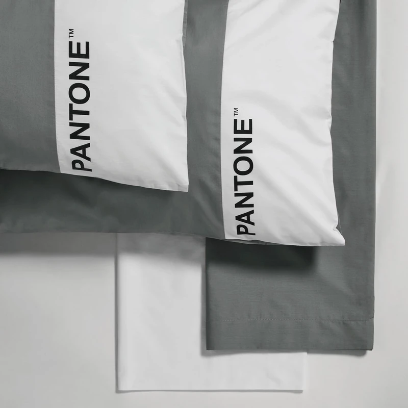 SWEET HOME Pantone™ Double Cotton Duvet Cover Set 240 x 280 cm Double Fitted Sheet Mattress Protector 180 x 200 cm with Elastic Straps for Mattress up to 25 cm Pillowcases 50 x 80 cm