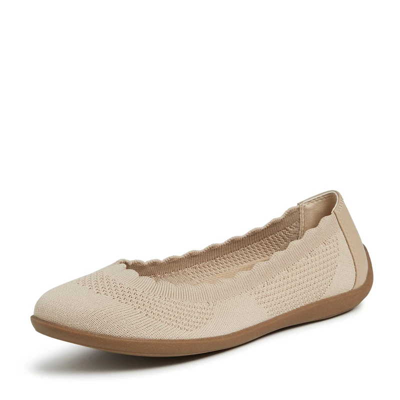 Dearfoams Women's Original Comfort Misty Lightweight Ballet Flat, Latte, 6 UK