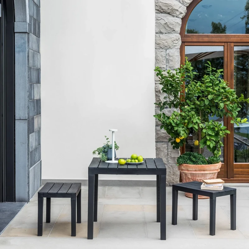 Dmora - Outdoor lounge set Moncalieri, Garden set with 1 square table and 2 benches, Pic Nic indoor and outdoor set, 100% Made in Italy, Anthracite