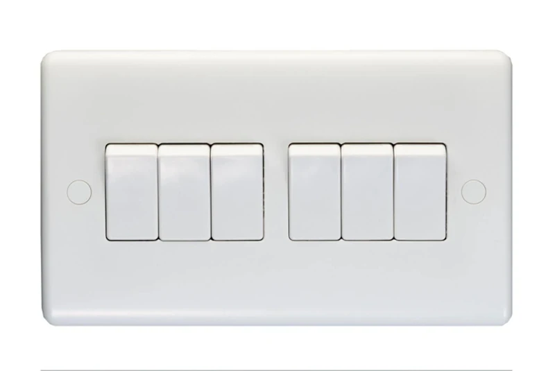 Eurolite Enhance White Plastic 10A 6 Gang 2 way switch