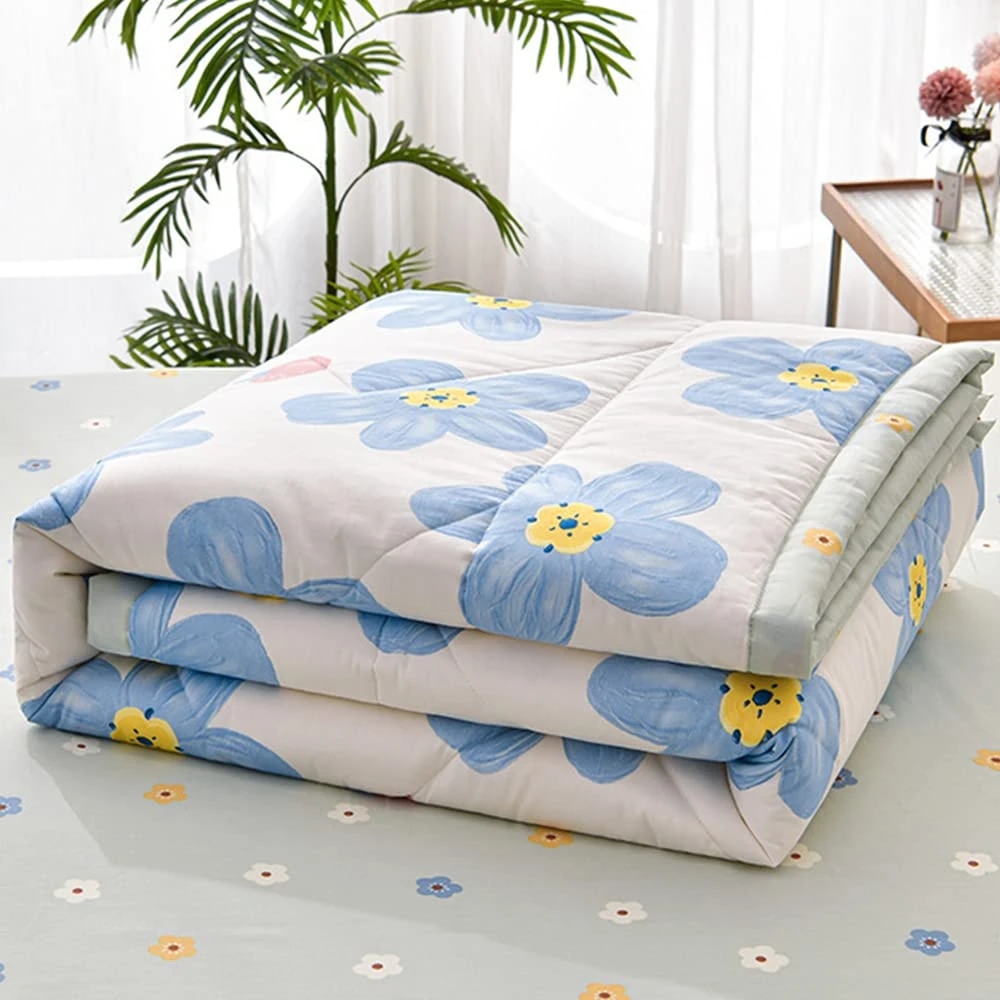 Chickwin Quilted Bedspread Single Double King Size, Simple Floral Printed Coverlets Lightweight Microfiber Comforter Easy Care Sofa Blanket Throw for All Season (150x200cm,Blue Flowers)