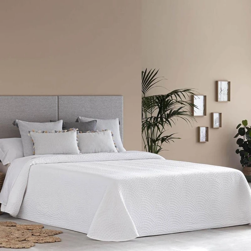 Puig 22469C Belly pan made of ABS and aluminum with aerodynamic design, high bottom protection, impact and UV resistance, easy installation, Carbon Look