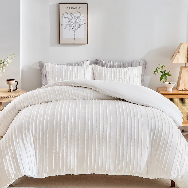 WARMDERN Duvet Cover Set 3 Piece Tufted Queen Duvet Cover Set White Microfiber Boho Bedding Set with Zipper Closure Wavy Stripes Duvet Cover and 2 Pillowcases (Queen, White)