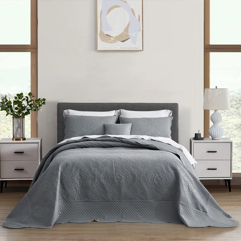 HZ & HY Oversized King Bedspread, Embossed Damask, Grey