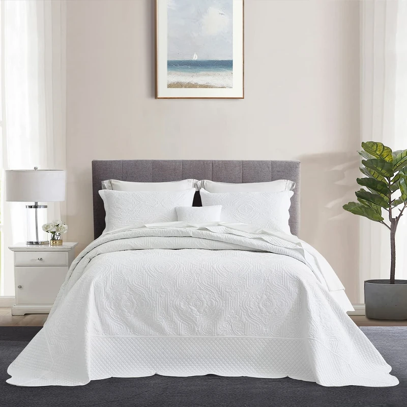HZ & HY Oversized Alaskan King Bedspread 138x122, Damask, Pure White