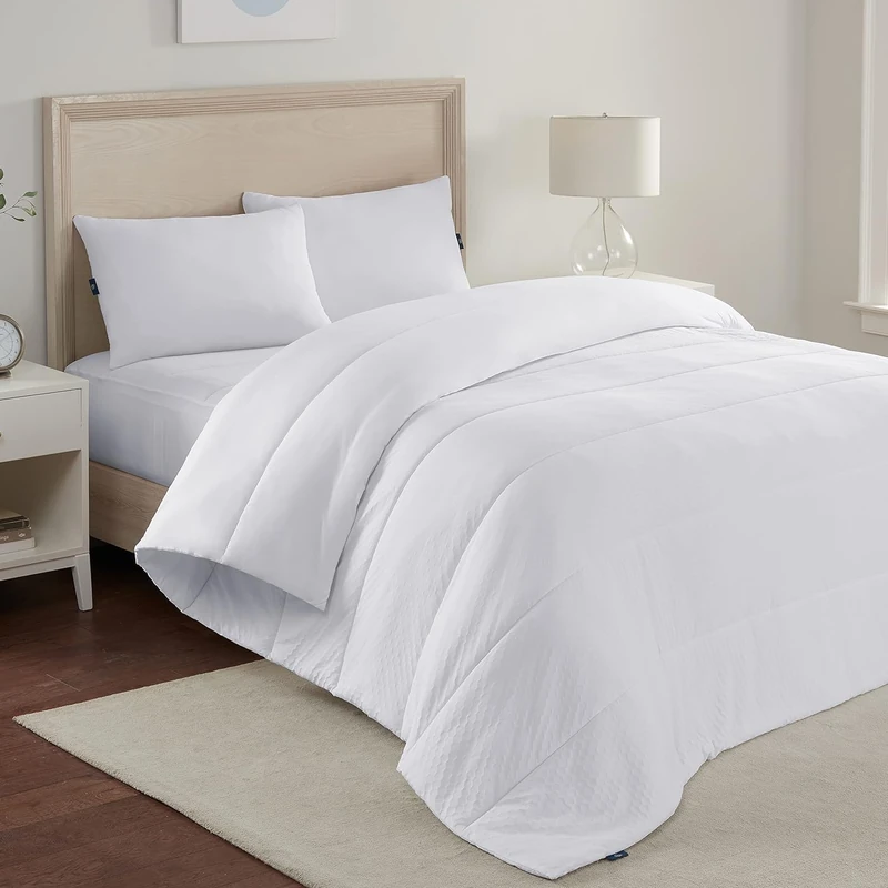 Serta Power Chill Soft Cooling Down Alternative Comforter, Lightweight King/Cal King Comforter, Duvet Insert with 4 Corner Tabs, All Season Bedding, White