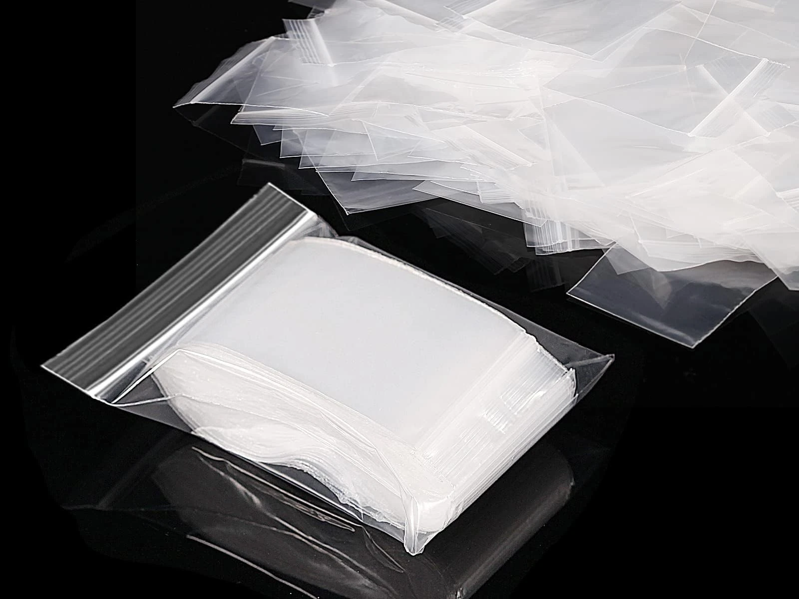 300Pcs Small Resealable Clear Plastic Grip Seal Bags - Mini Ziplock Pouches 6 * 4 cm - Tiny Transparent Polythene for Jewelry, Candies